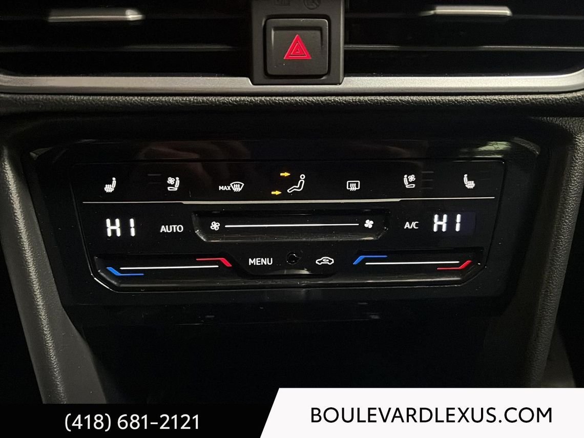 2025 Volkswagen Taos Silver Quebec - photo #41