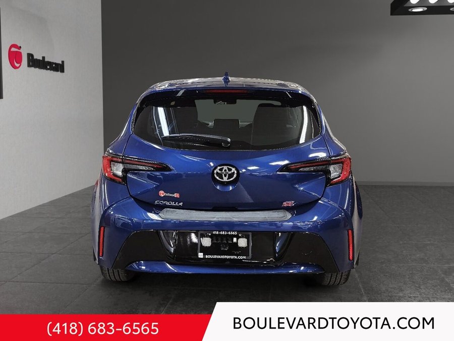 2024 Toyota Corolla Hatchback SE Blue
