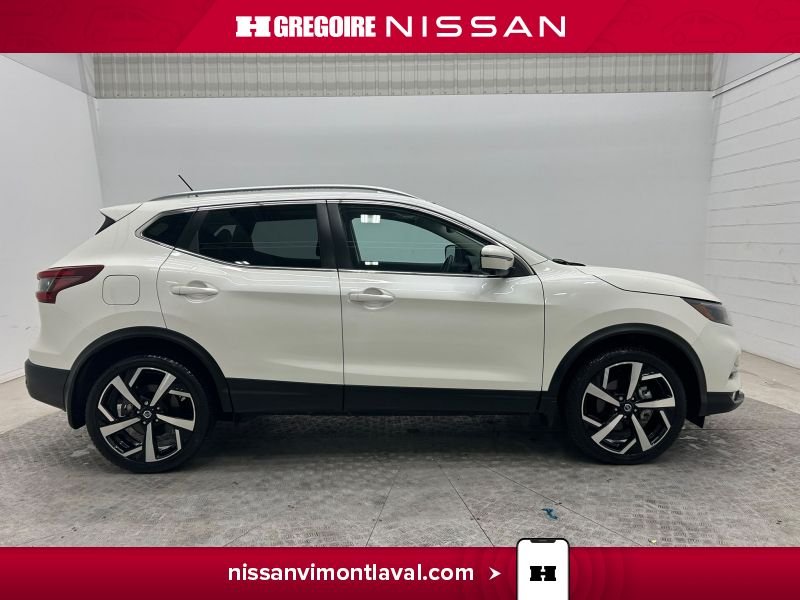 Nissan Qashqai SL AWD Cuir Caméra Toit Pano à partir 2.99% 2022 Blanc