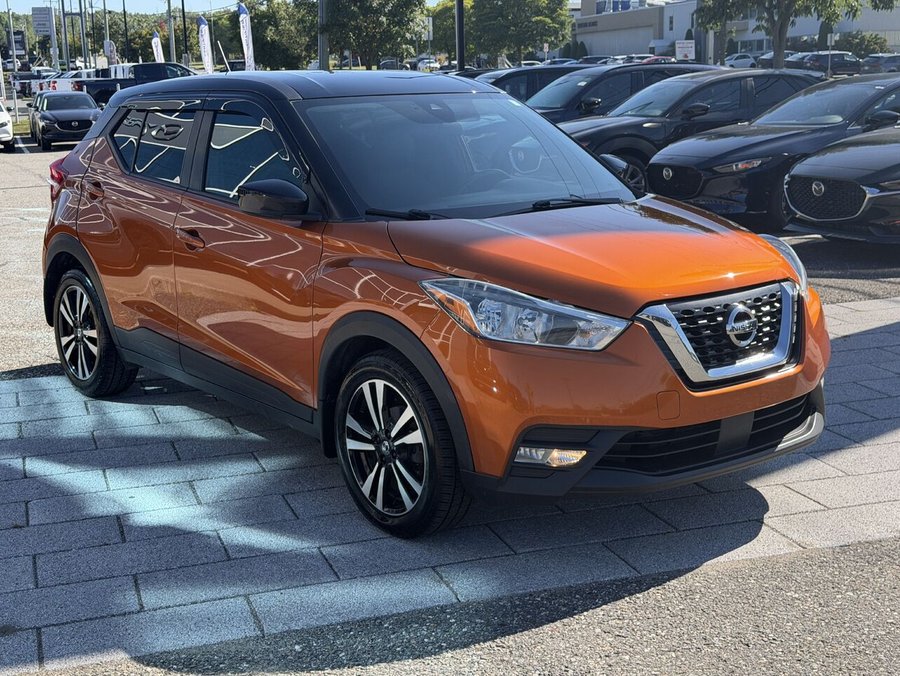 2020 Nissan Kicks 2020 Orange