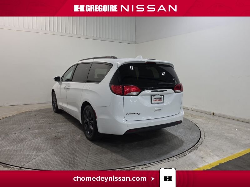 2019 Chrysler Pacifica White Saint-Eustache - photo #21
