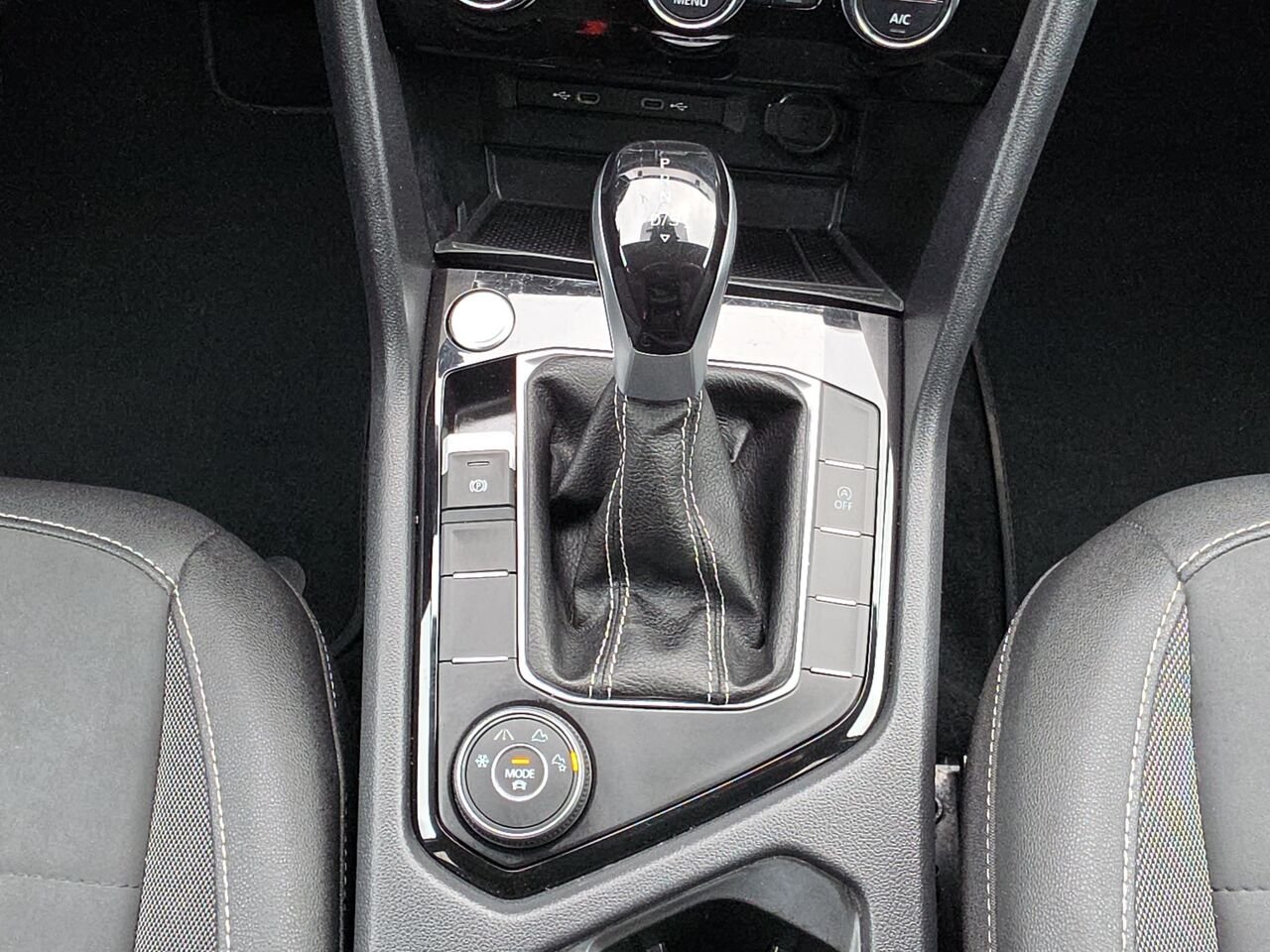 Volkswagen Taos Comfortline 2024 Gris Val-David - photo #24