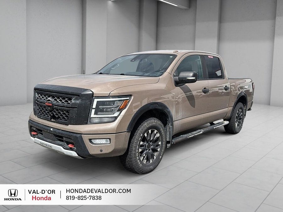 2020 Nissan Titan 2020 Brown
