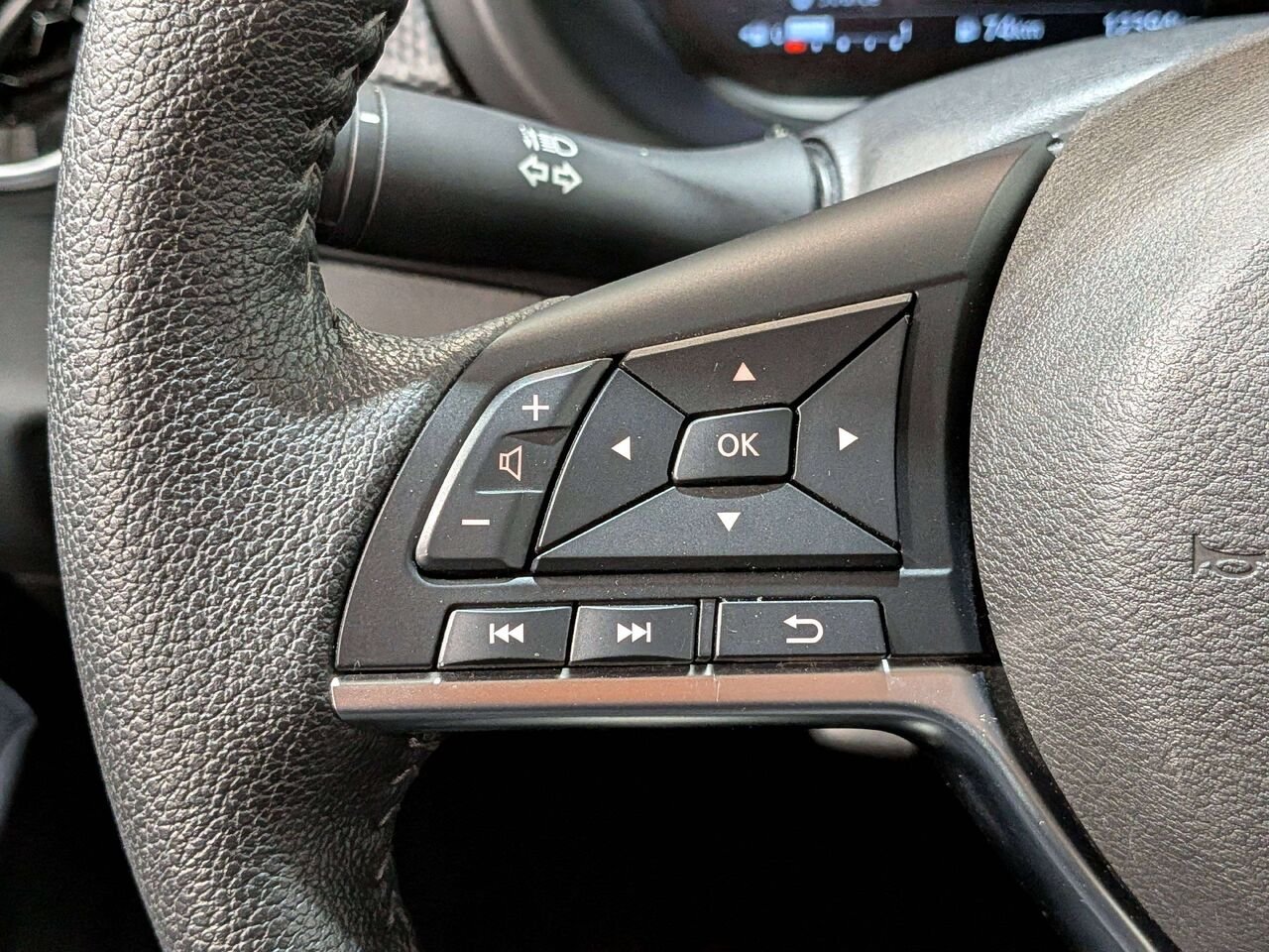 2024 Nissan Kicks SV FWD Blue Val-David - photo #13