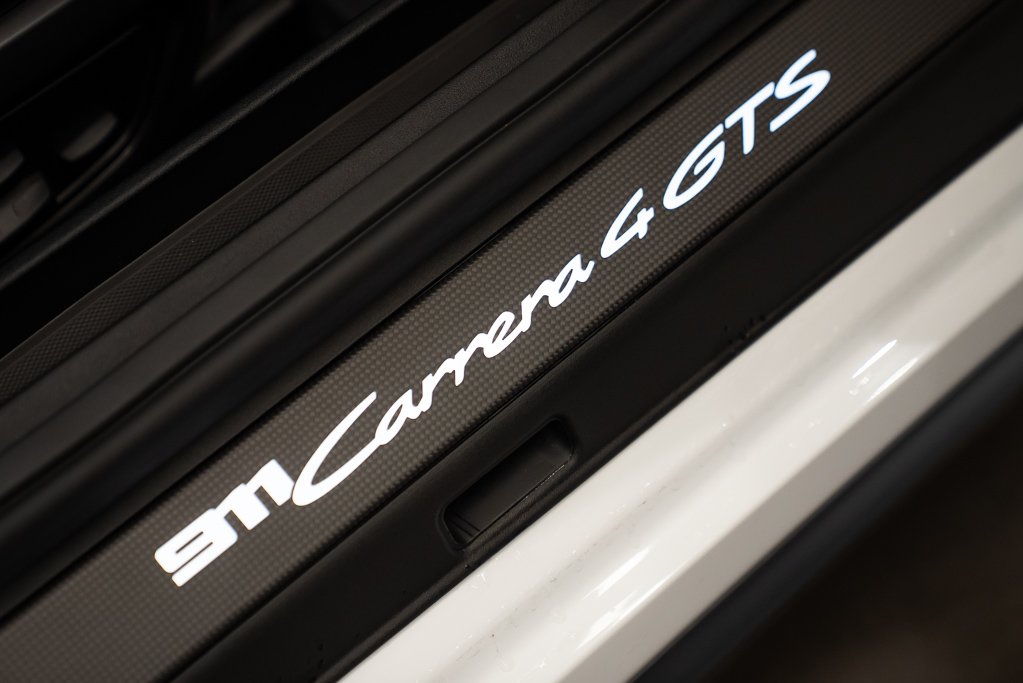 2026 Porsche 911 Carrera 4 GTS Coupe \\ NO LUXURY TAX White Kirkland - photo #31