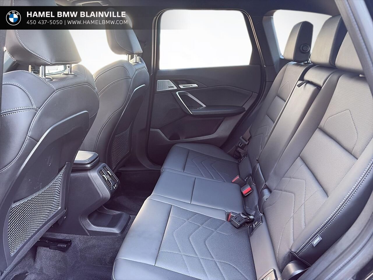 2024 BMW X1 M35i xDrive véhicule d'activités sportives Black Blainville - photo #9