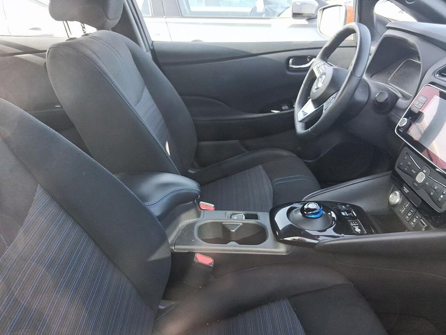 Nissan LEAF SV PLUS 2022 2022 Orange