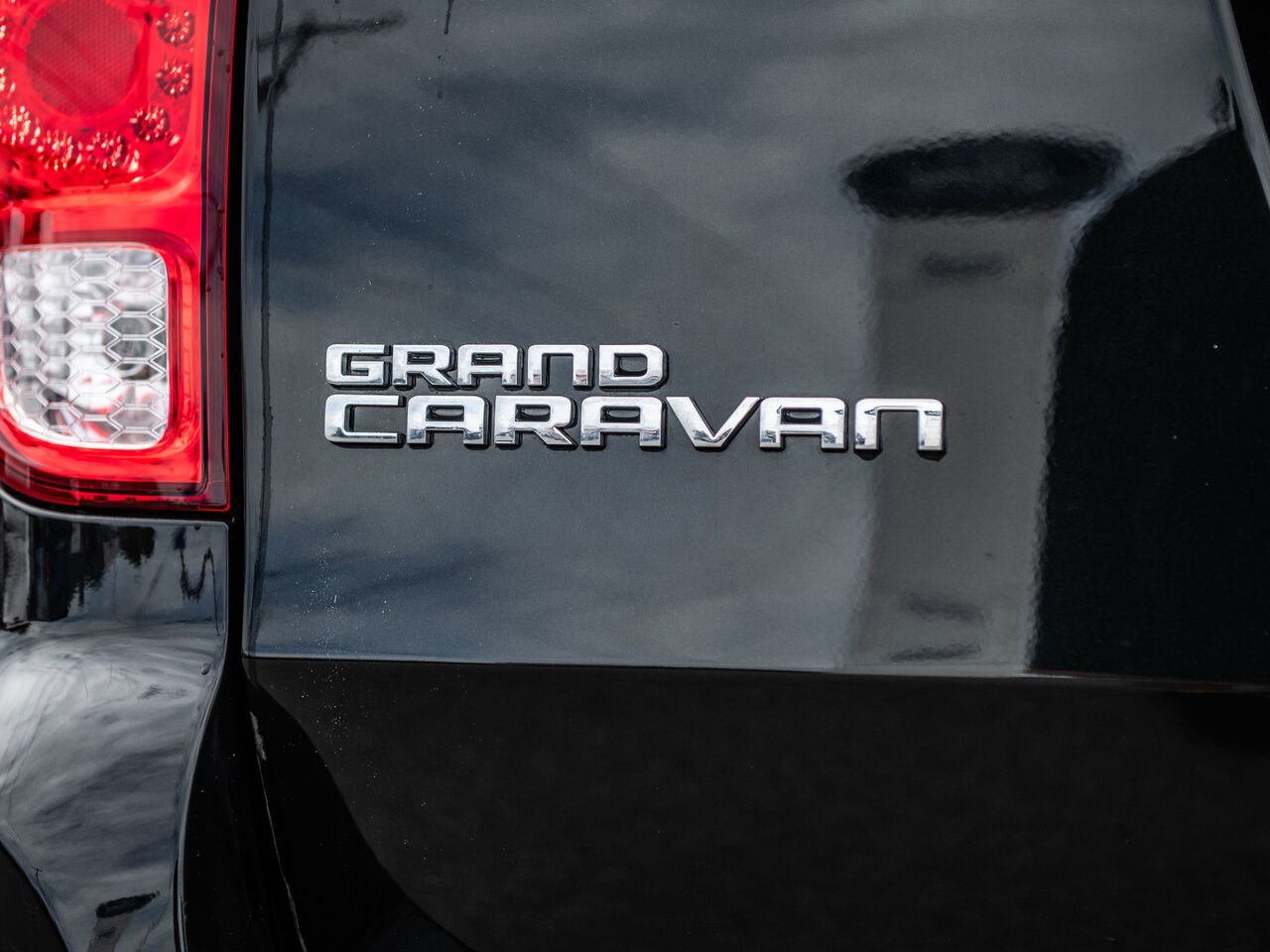 2016 Dodge Grand Caravan Black Sainte-Julienne - photo #5