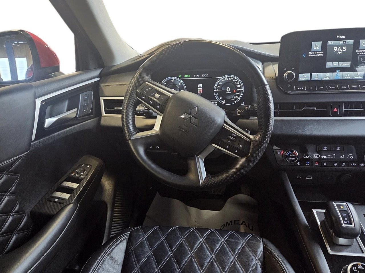 Mitsubishi Outlander PHEV 2024 Rouge Baie-Comeau - photo #10