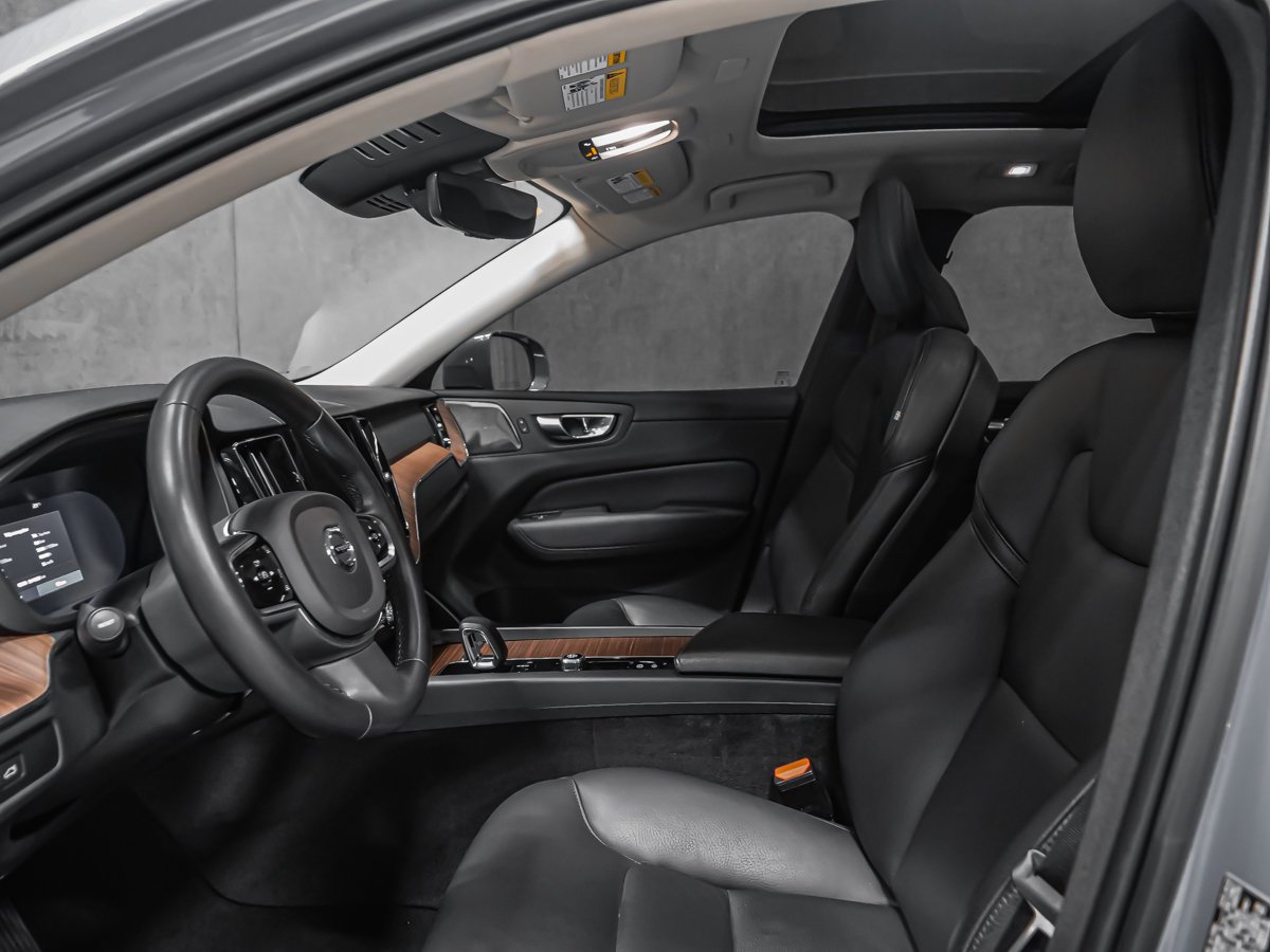 2023 Volvo XC60 B6 PLUS BRIGHT CLIMAT HARMAN KARDON Grey Montreal - photo #11