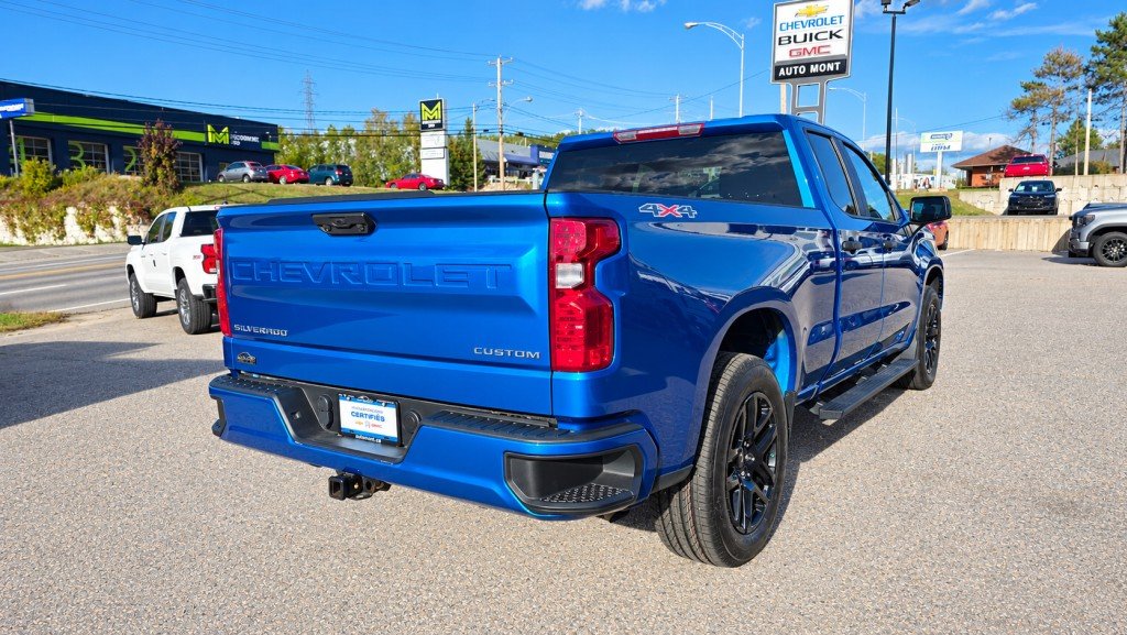 2023 CHEVROLET Silverado 1500 Custom 4X4 Blue Mont-Laurier - photo #5