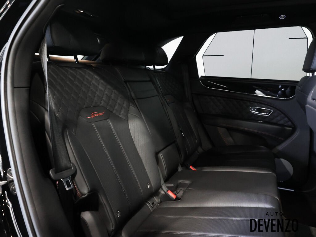 2021 Bentley Bentayga Black Saint-Eustache - photo #14