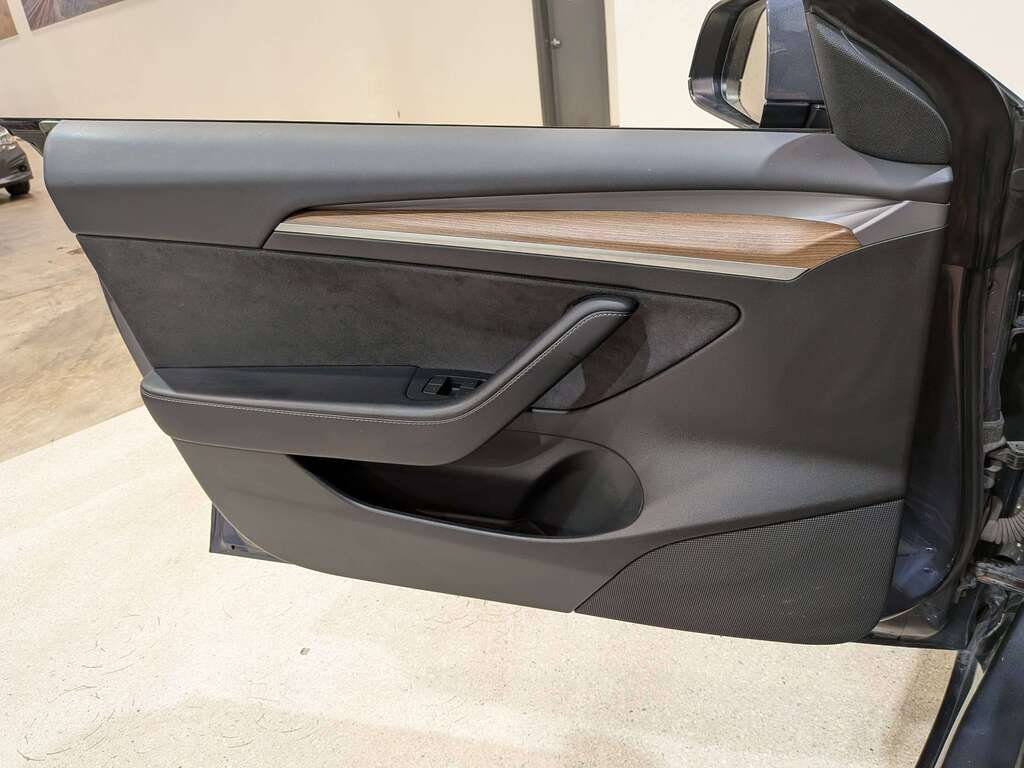 Tesla Model 3 Standard Range RWD *Ltd Avail* 2022 Gris Val-David - photo #30