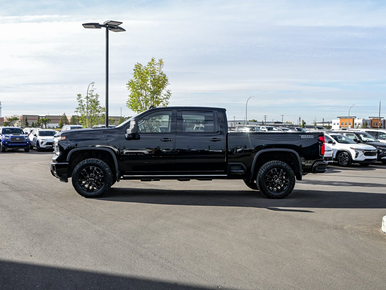 2025 Chevrolet Silverado 3500HD 4WD Crew Cab 159 LTZ Black Sherwood Park - photo #9