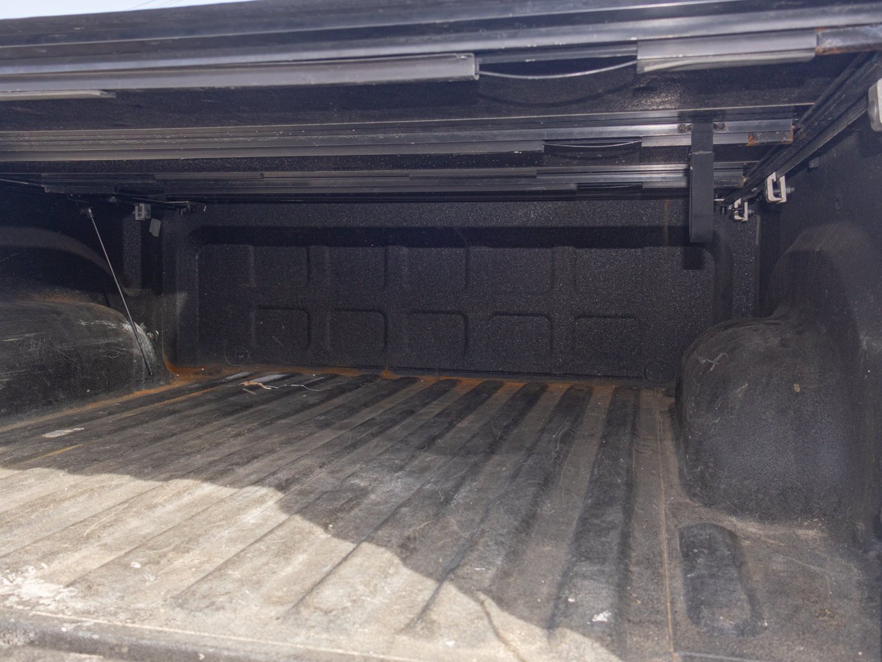 2018 Ram 1500 Limited 4x4 Crew Cab 5'7 Box *Ltd Avail* White Sherwood Park - photo #10