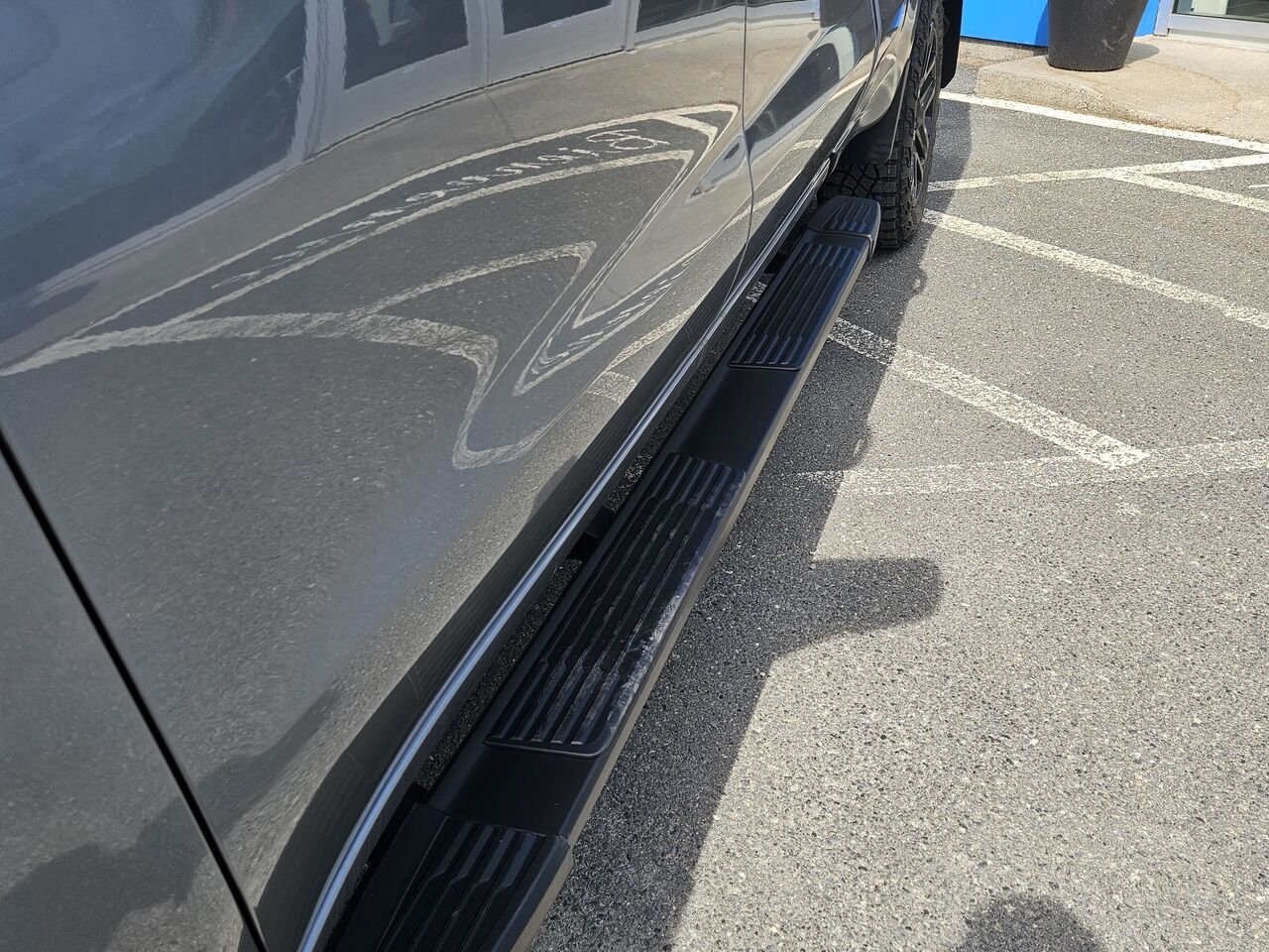 Chevrolet Silverado 1500 Custom Trail Boss cabine multiplace 4RM 157 po 2026 Gris sterling métallisé Thetford Mines - photo #15