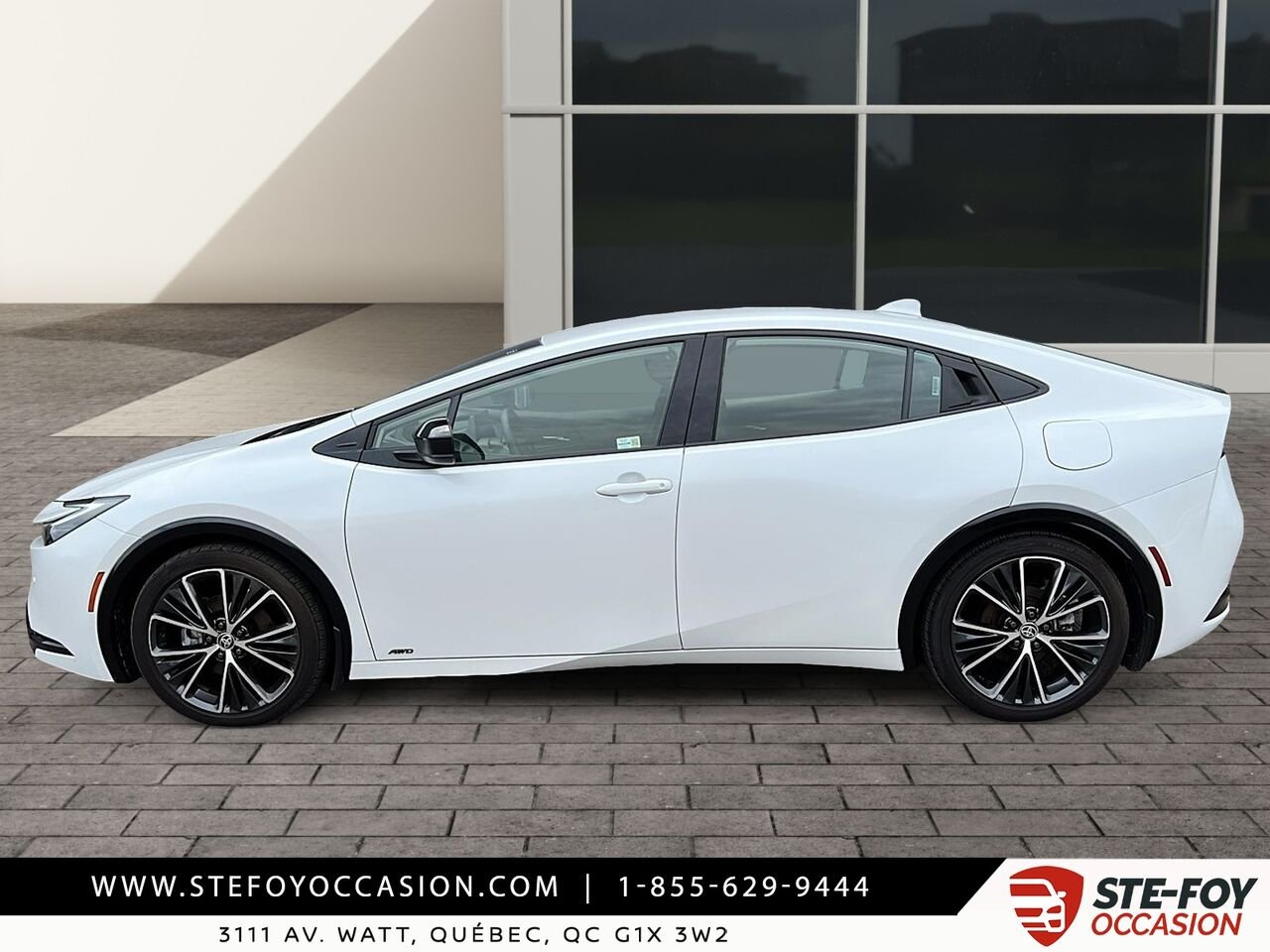 2025 Toyota Prius XLE HYBRIDE White Québec - photo #4