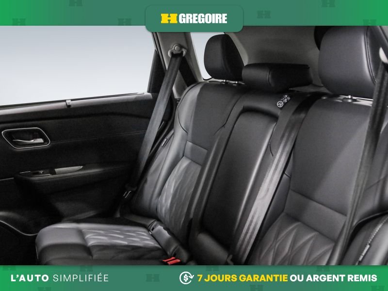 Nissan Rogue 2025 Blanc Laval - photo #25
