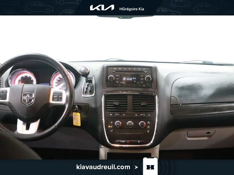 2017 Dodge GR Caravan Blue Laval - photo #17