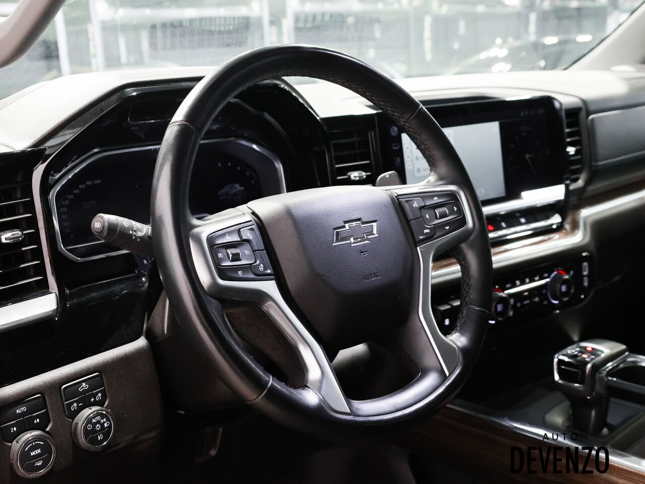 2024 Chevrolet Silverado 1500 White Saint-Eustache - photo #14