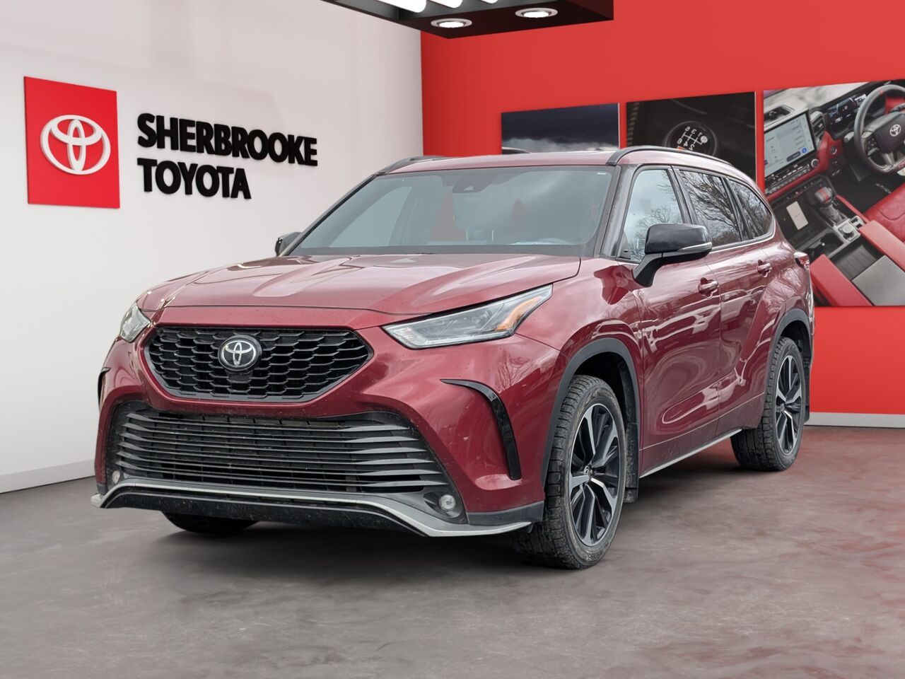 Red 2021 Toyota Highlander SUV / Crossover All-Wheel Drive Automatic