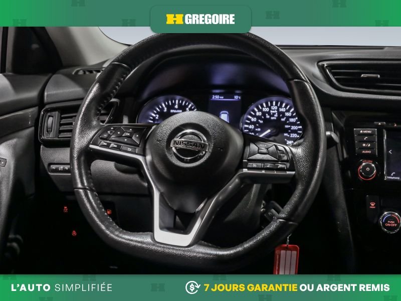 2020 Nissan Rogue White Laval - photo #17