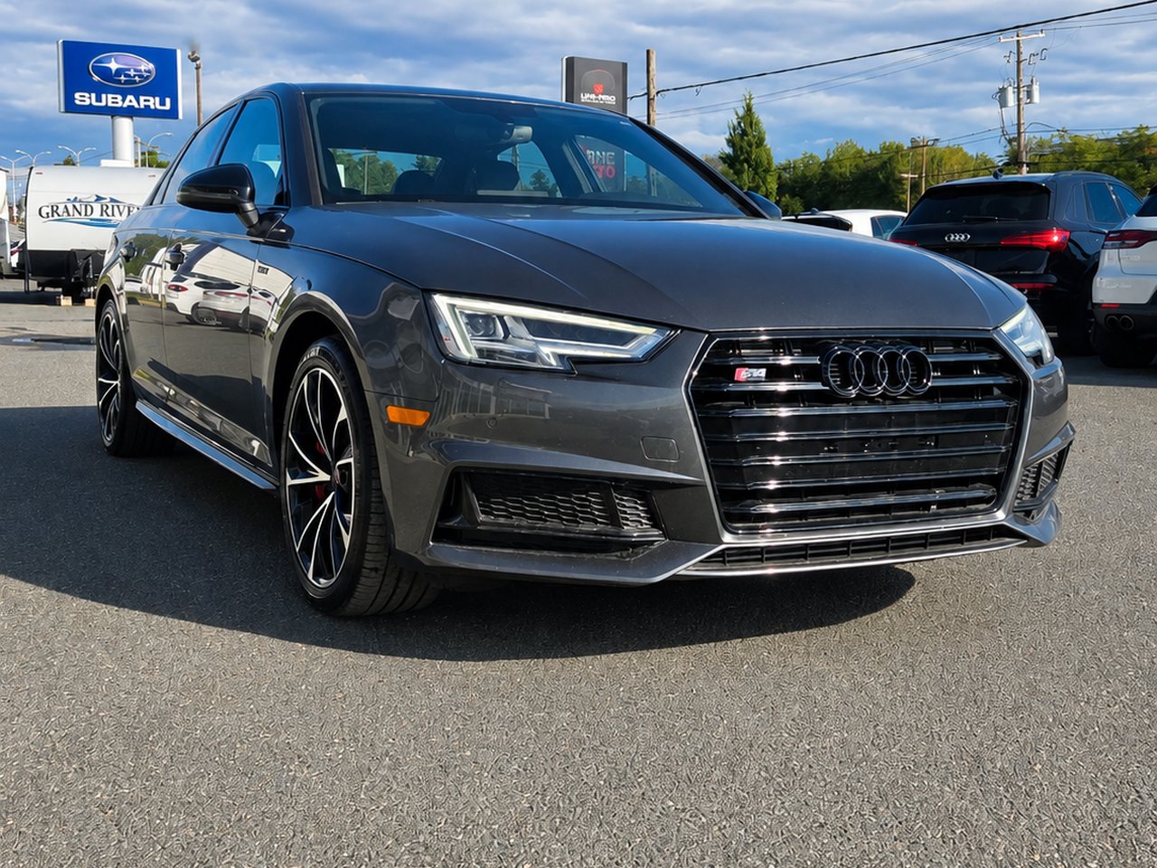 2018 Audi S4 Progressiv Quattro Grey Granby - photo #9