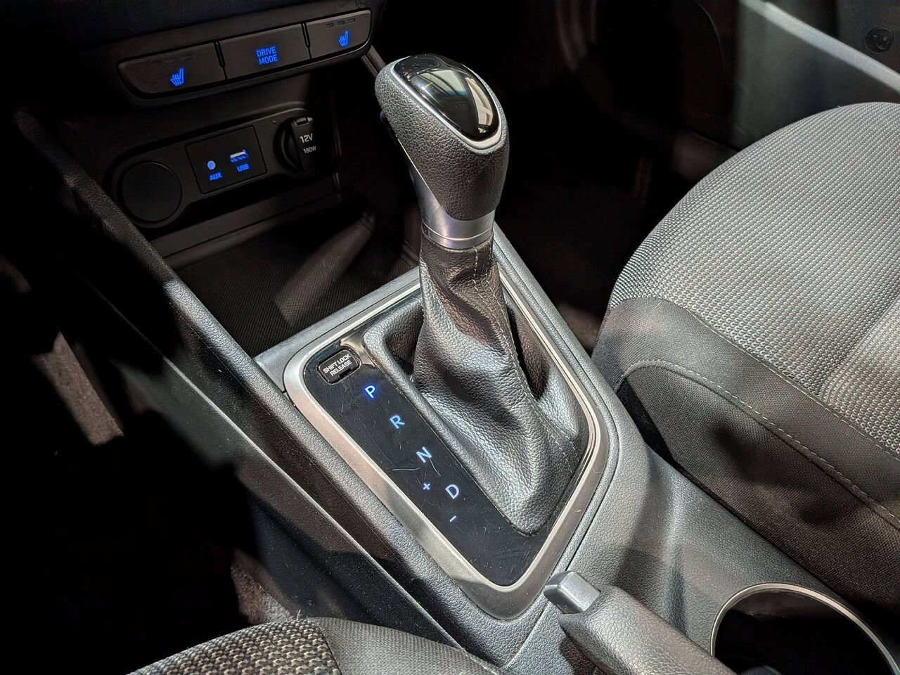 2020 Hyundai Accent 5 Door Preferred IVT Black Val-David - photo #26