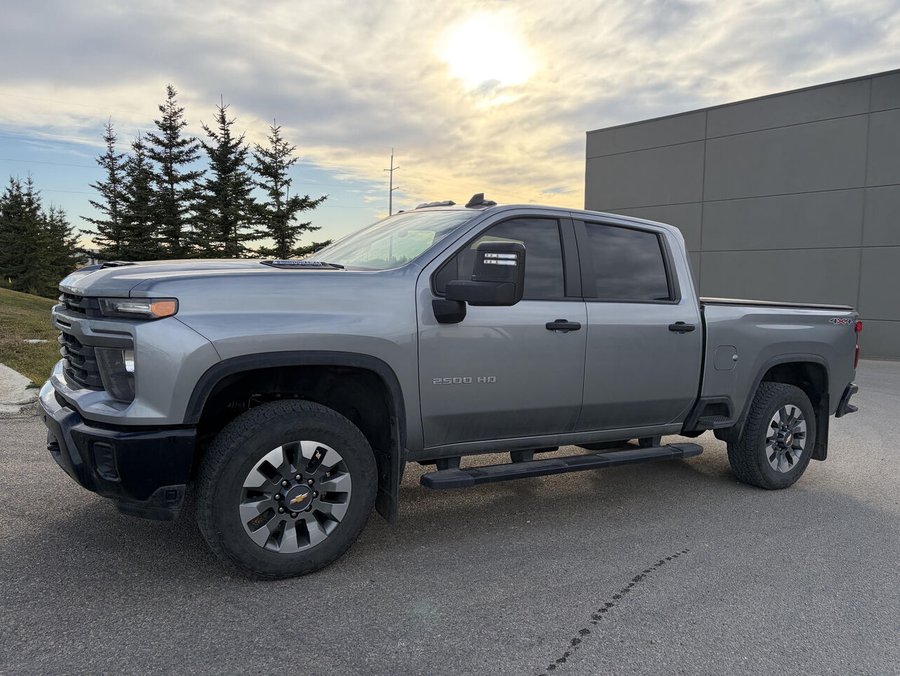2025 Chevrolet Silverado 2500HD Custom | Soft Roll Tonneau Cover | Spray in Bedliner | Heavy Duty Mudflaps Grey