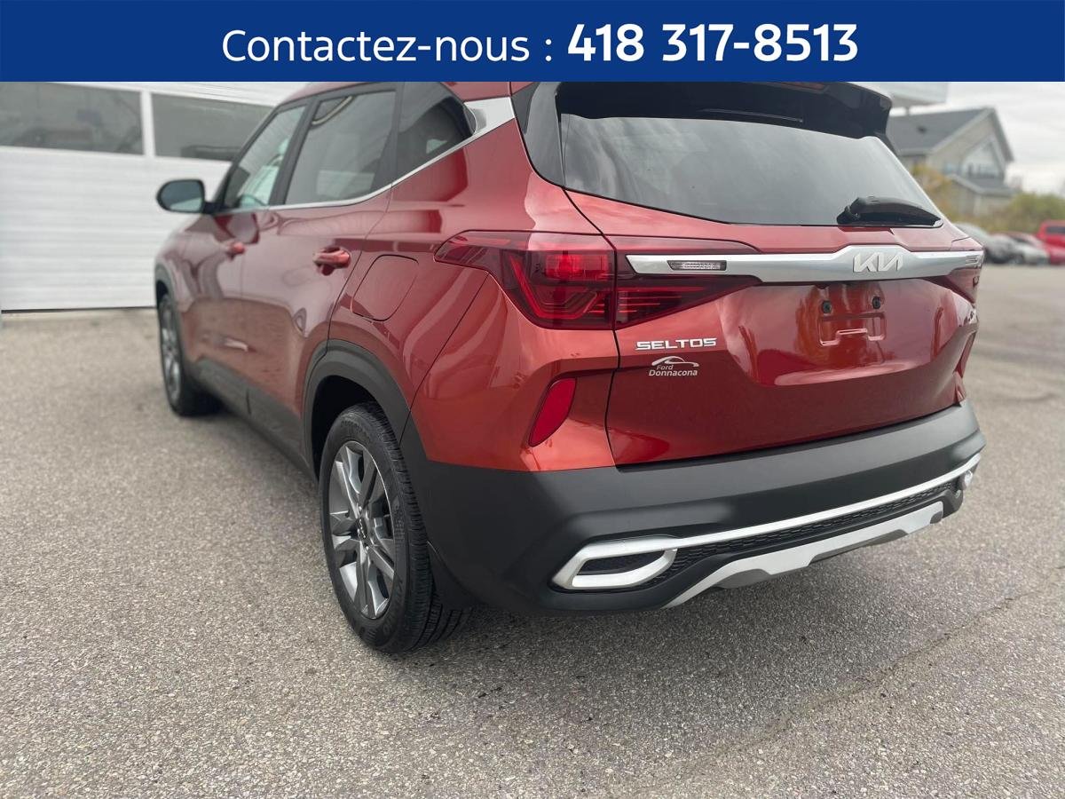 2023 Kia Seltos Orange  - photo #4