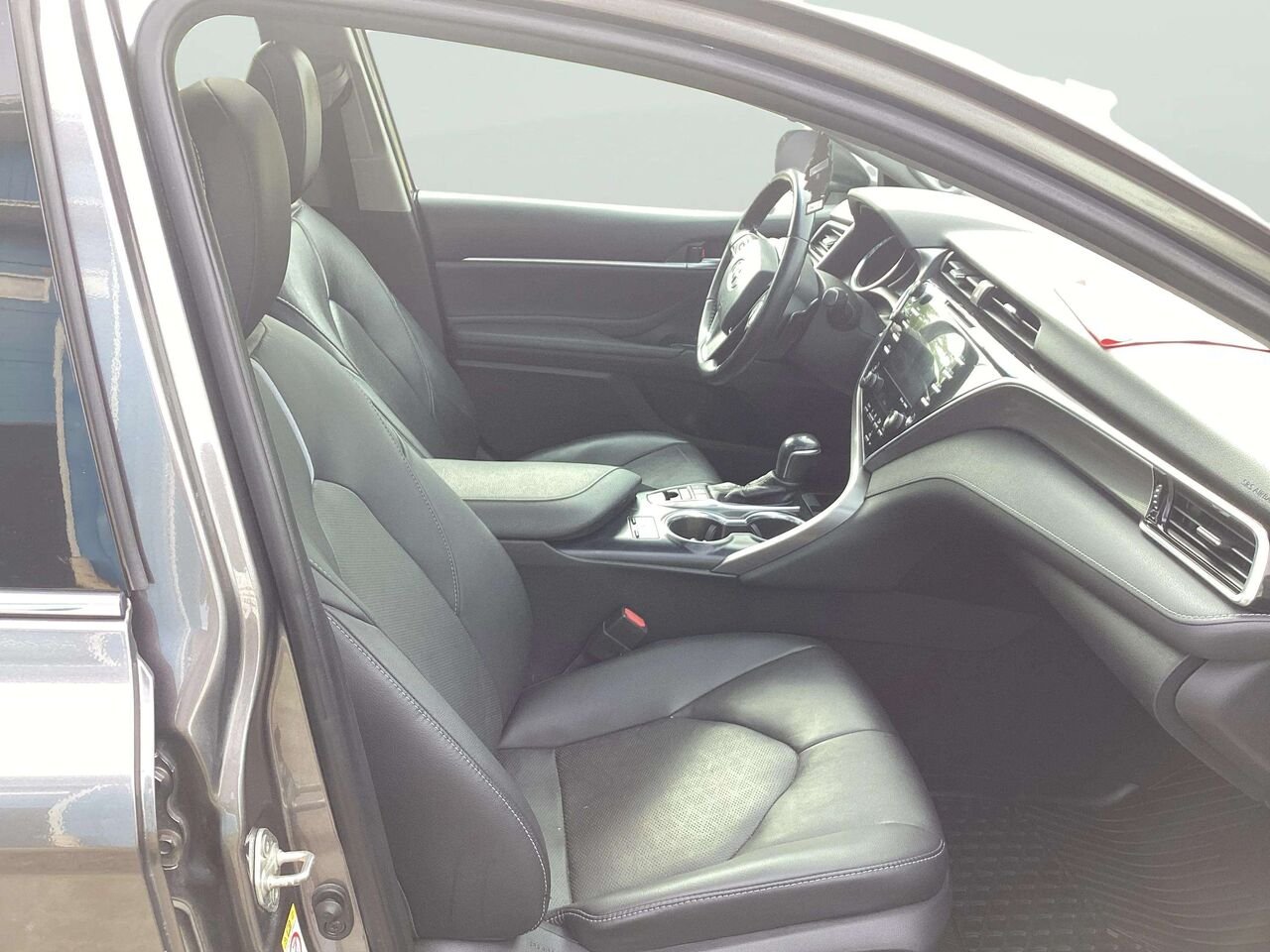 2018 TOYOTA CAMRY XSE V6 Pre-dawn Grey Mica Gatineau - photo #16