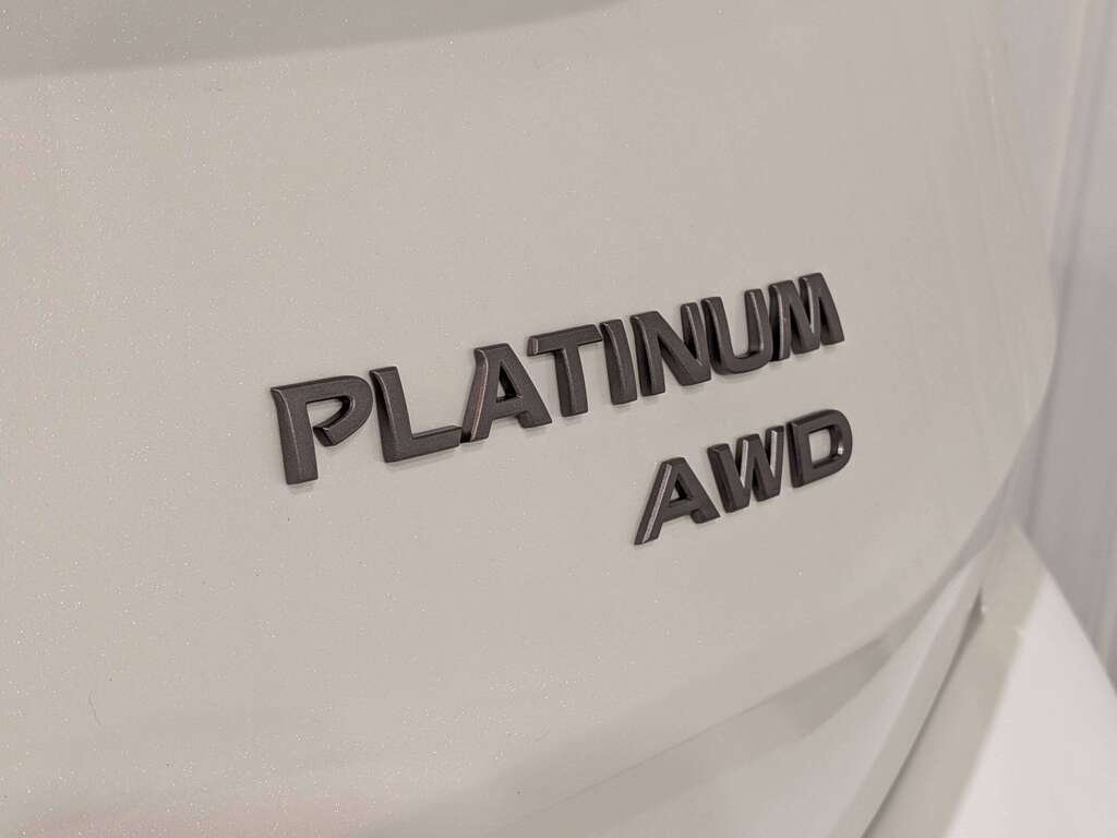 2024 Nissan Rogue AWD Platinum White Val-David - photo #40