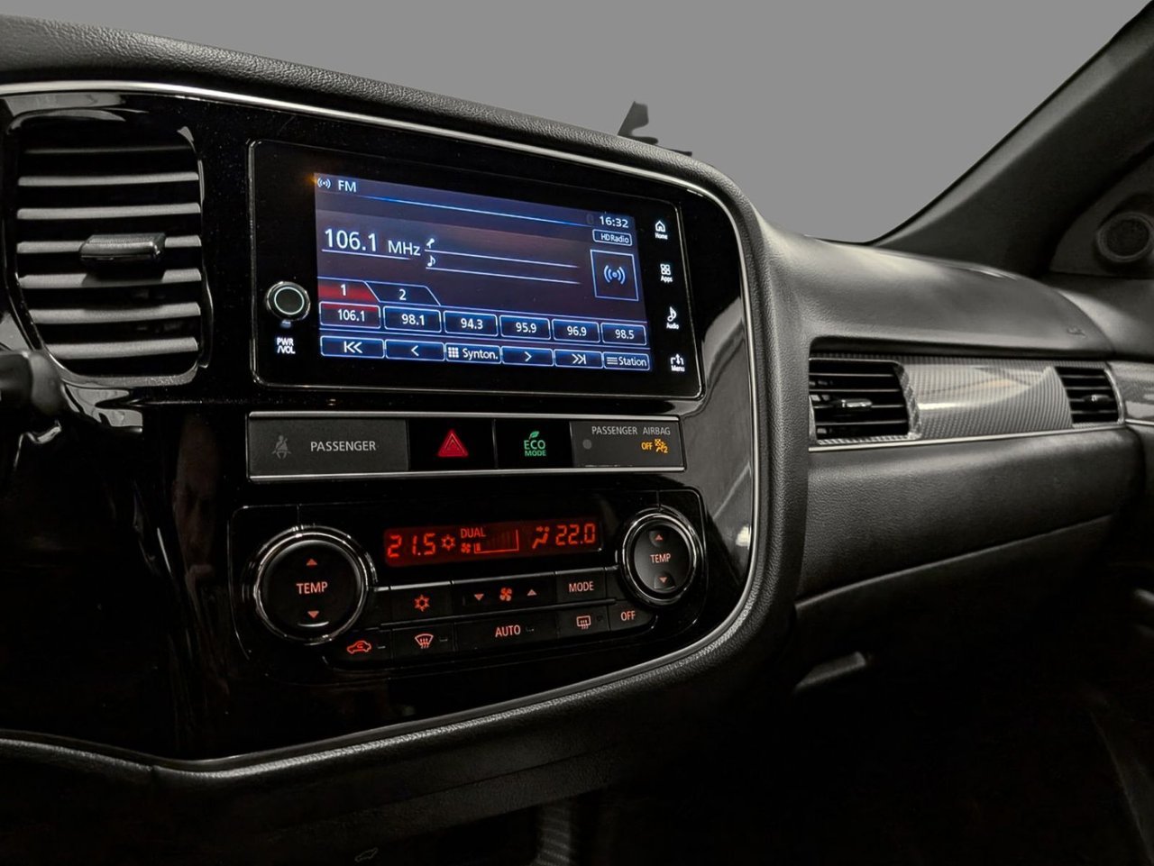 Mitsubishi Outlander PHEV SE 2019 Gris Saint-Eustache - photo #13