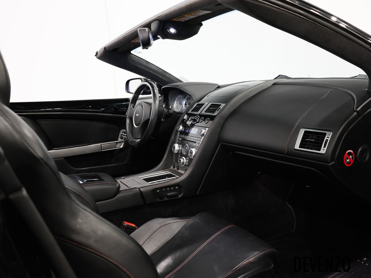 2009 Aston Martin DB9 Black Saint-Eustache - photo #9