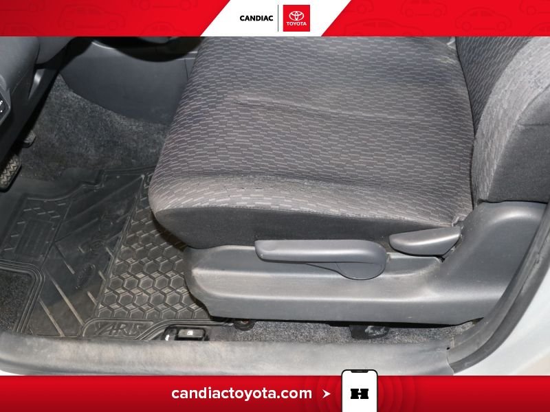 Toyota Yaris 2012 Argent Blainville - photo #22