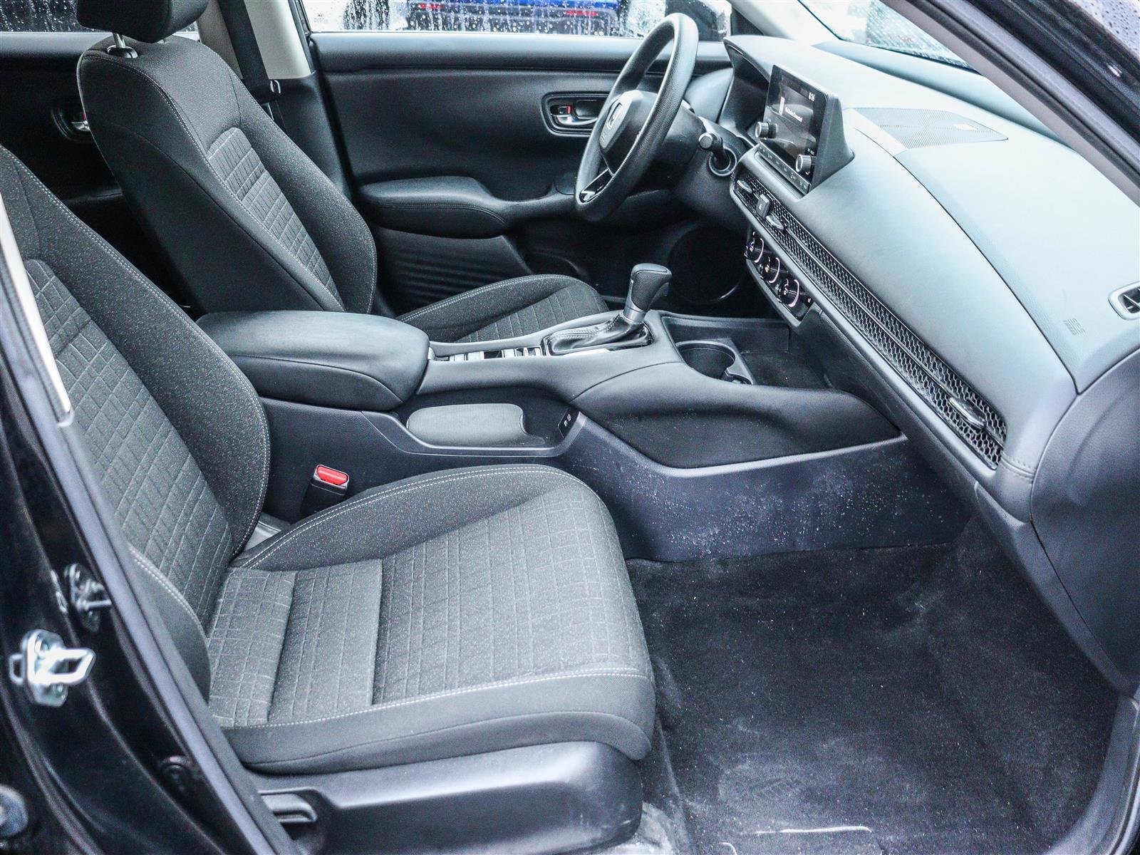 Honda HR-V LX-B 2024 Black Ottawa & Gatineau - photo #13