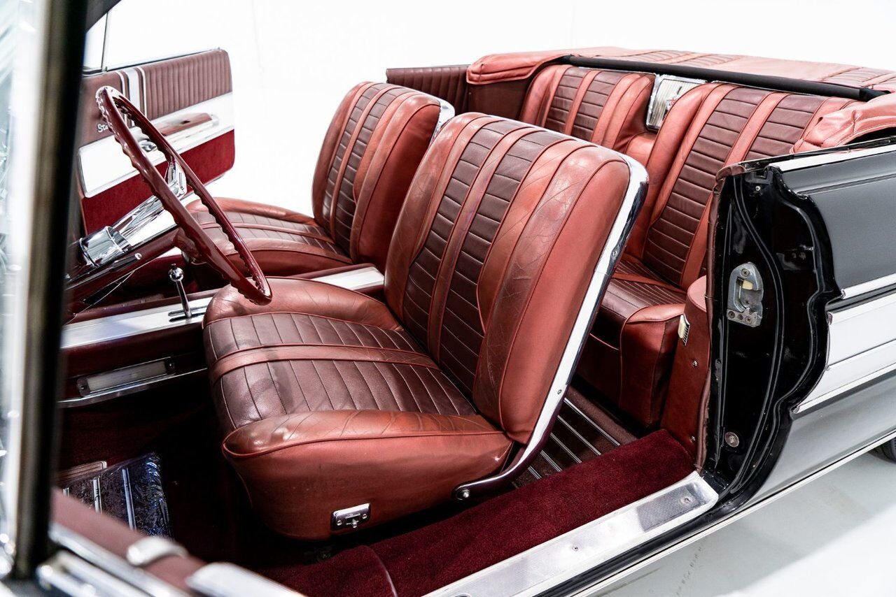 Oldsmobile Starfire Factory A/C. Single repaint and extensive ownership history **PRICE IN USD** 1962 Noir Montréal - photo #9
