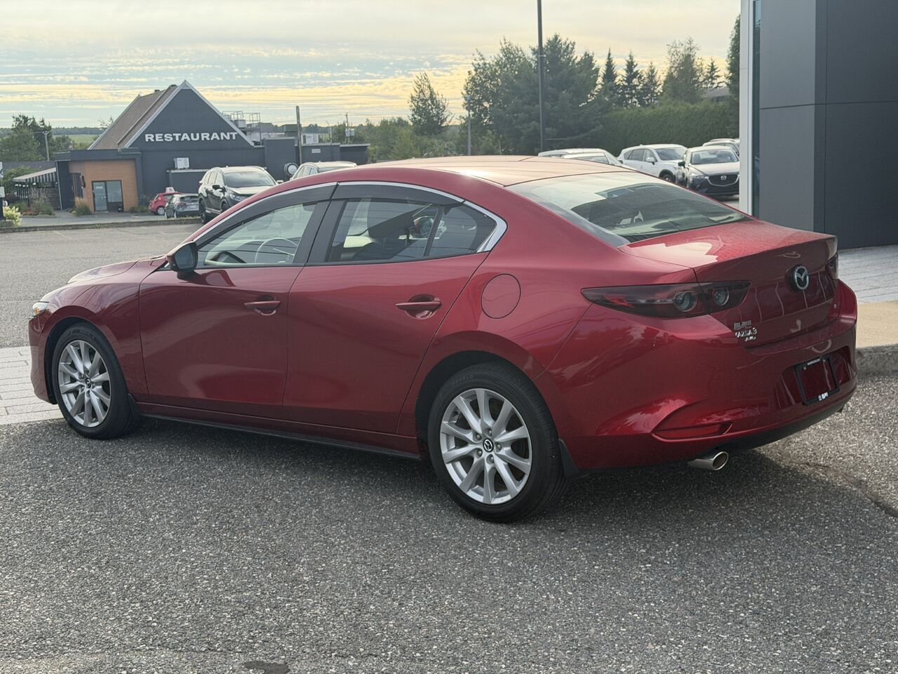 2019 Mazda Mazda3 Red Ste-Marie - photo #6