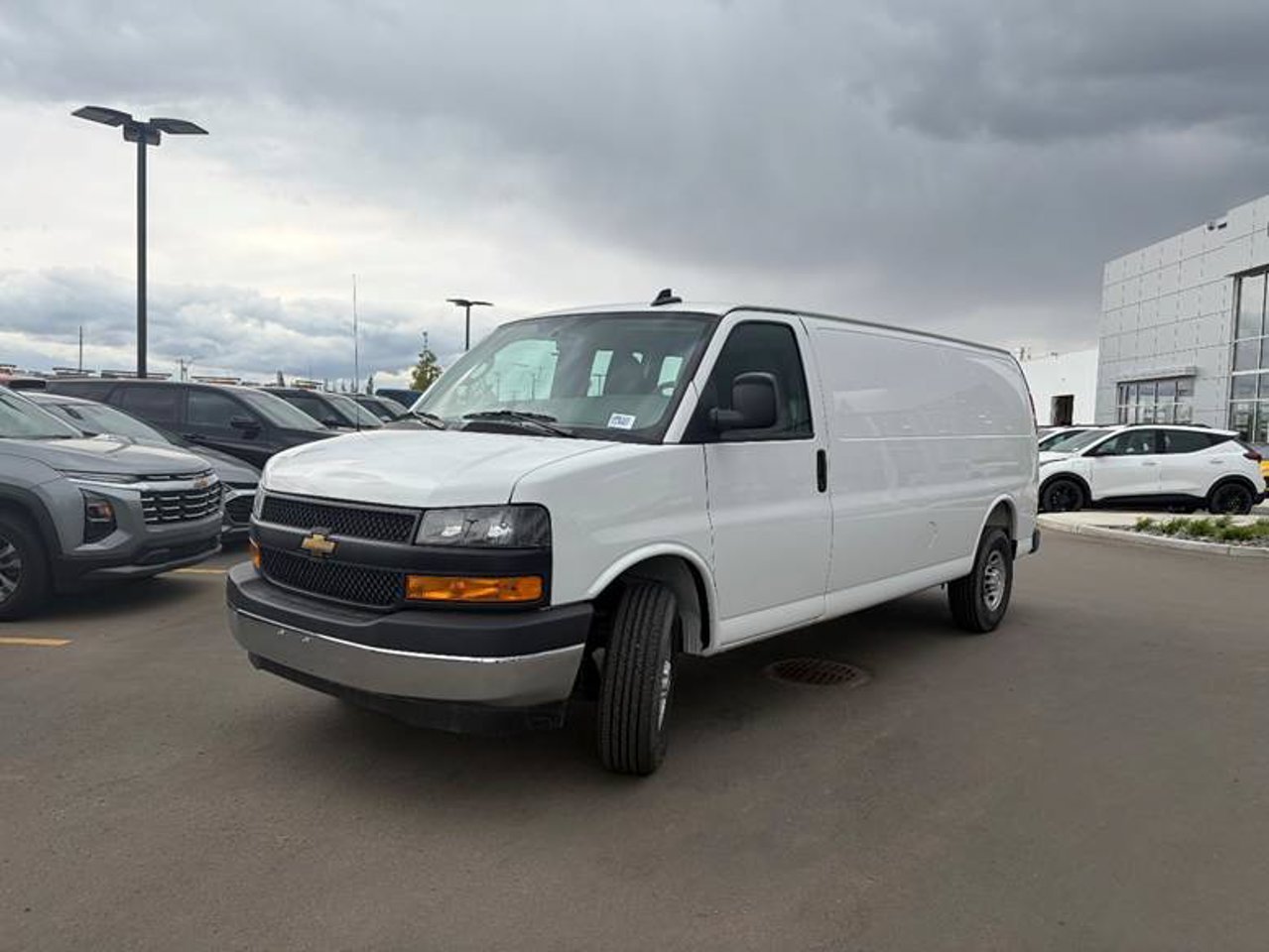 2025 Chevrolet Express Cargo Van RWD 2500 155 White Sherwood Park - photo #2