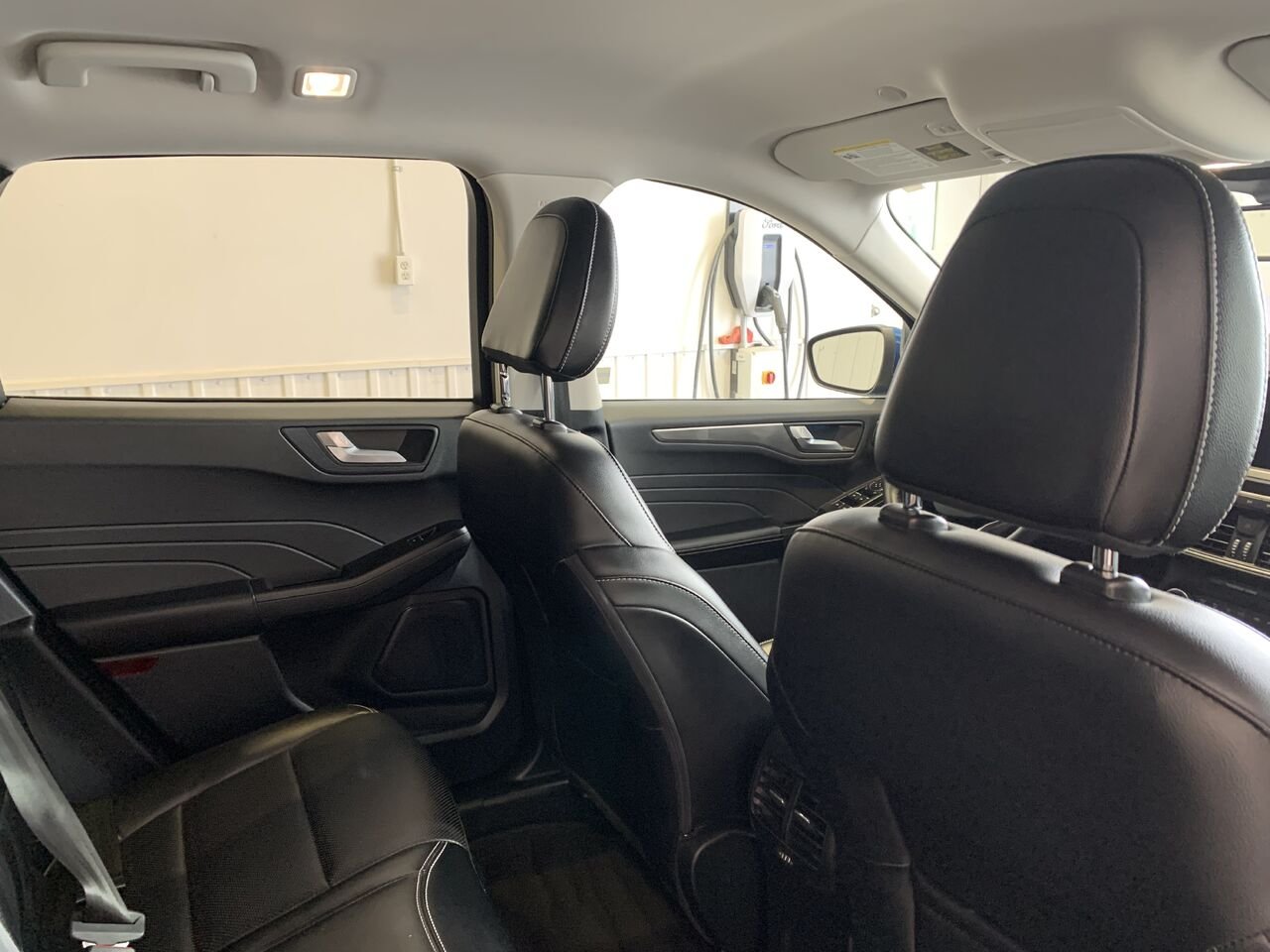 2022 Ford Escape TITANIUM PHEV Blue Châteauguay - photo #12