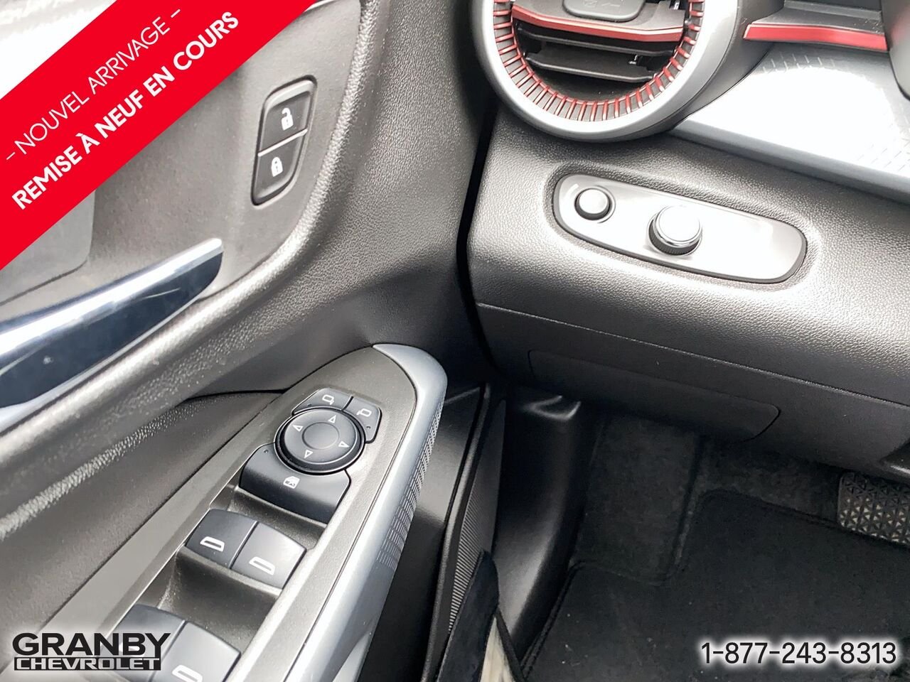 Chevrolet Trax 1RS 4 portes TA | 27-0157A 2025 Noir Granby - photo #13