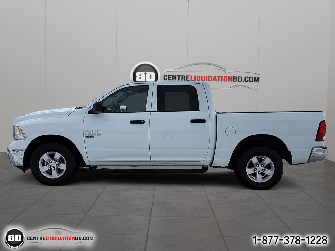 Ram 1500 Classic SLT V6 3.6L CREW CAB BOÎTE 5.5P | BD0130 2023 Blanc Granby - photo #8