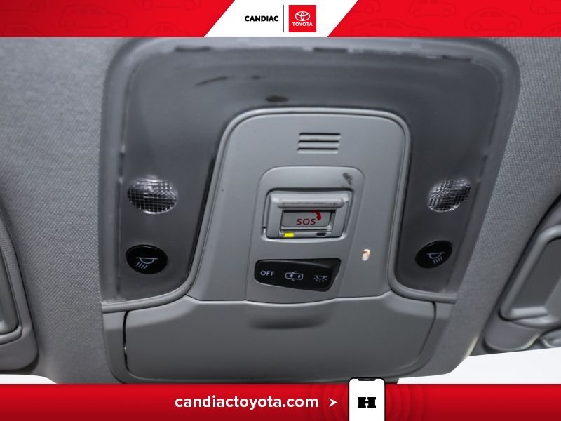 2022 Toyota Prius Red Laval - photo #27