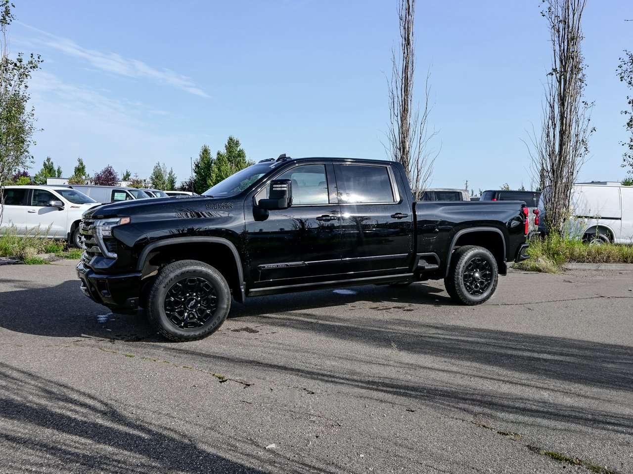 2024 Chevrolet Silverado 3500HD 4WD Crew Cab 159 High Country Black Sherwood Park - photo #9