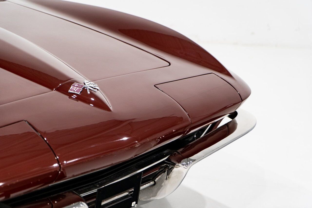 Chevrolet Corvette Fuelie Matching# HG Suffix 327/375HP **PRICE IN USD** 1965 Rouge Montréal - photo #35