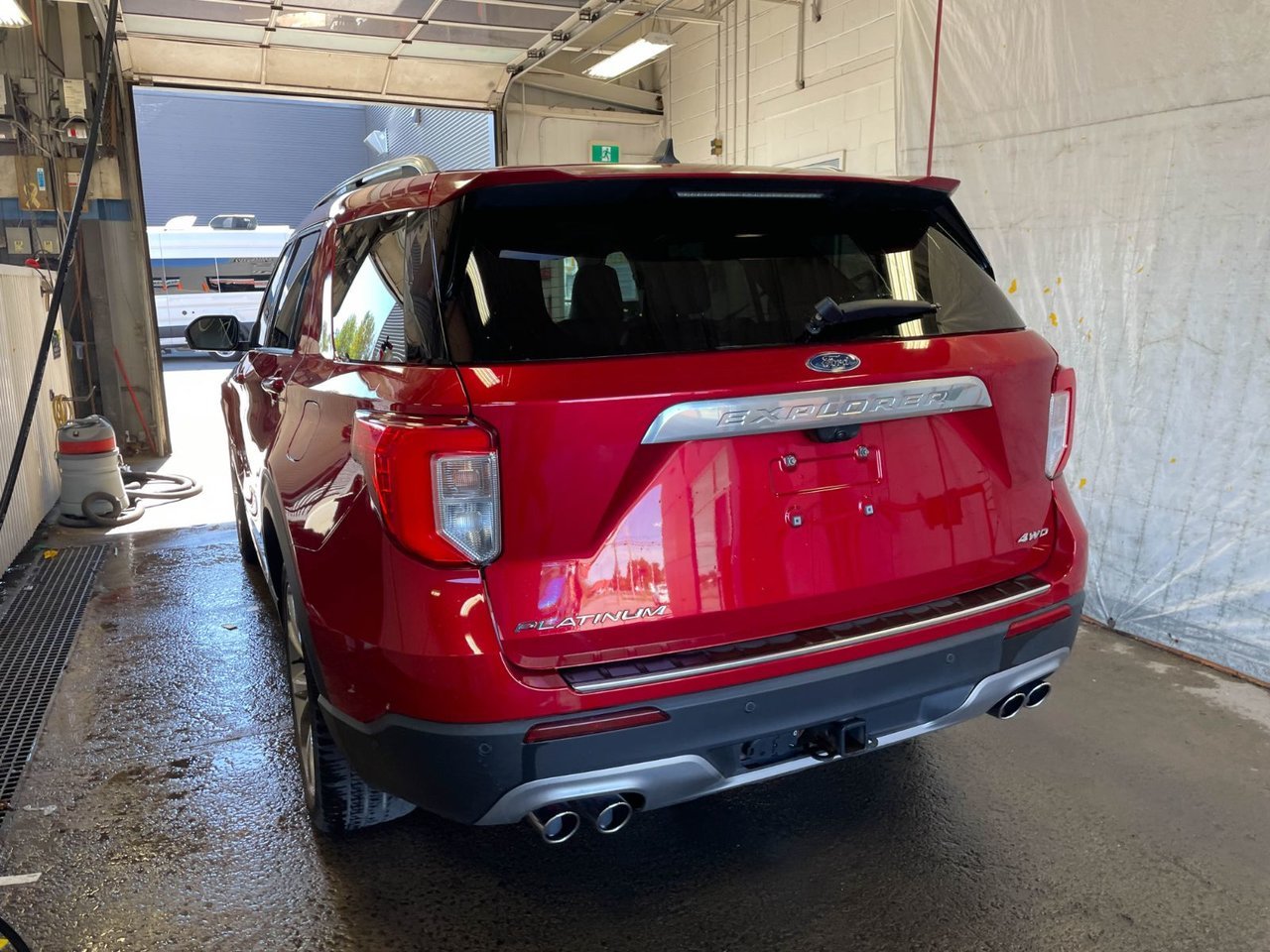 Ford Explorer PLATINUM AWD *TOIT NAV CUIR SIÈGES VENT CAM360 B&O 2021 Rouge Saint-Jérôme - photo #7