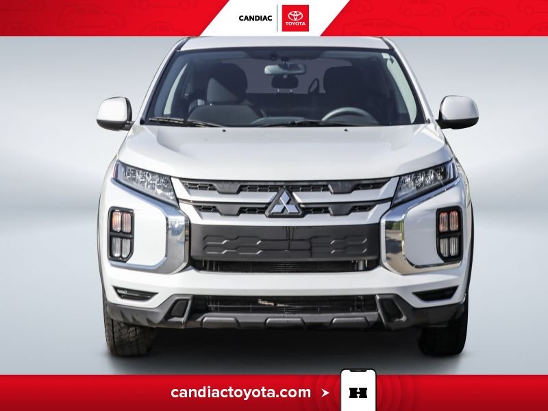 2022 Mitsubishi RVR White Saint-Eustache - photo #1
