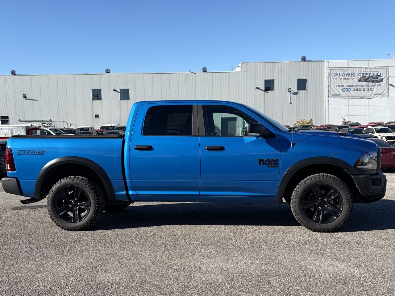 DODGE RAM 1500 SLT Warlock cabine d'équipe 4x4 caisse de 5 pi 7 po 2023 Bleu Gatineau - photo #15