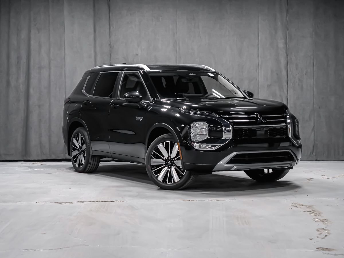 Mitsubishi Outlander PHEV SEL 2026 Fini taillé diamant Noir de qualité supérieure Montréal - photo #1