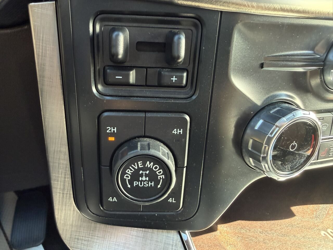 Ford F-150 King Ranch SuperCrew 4X4 2022 Blanc Laval - photo #30